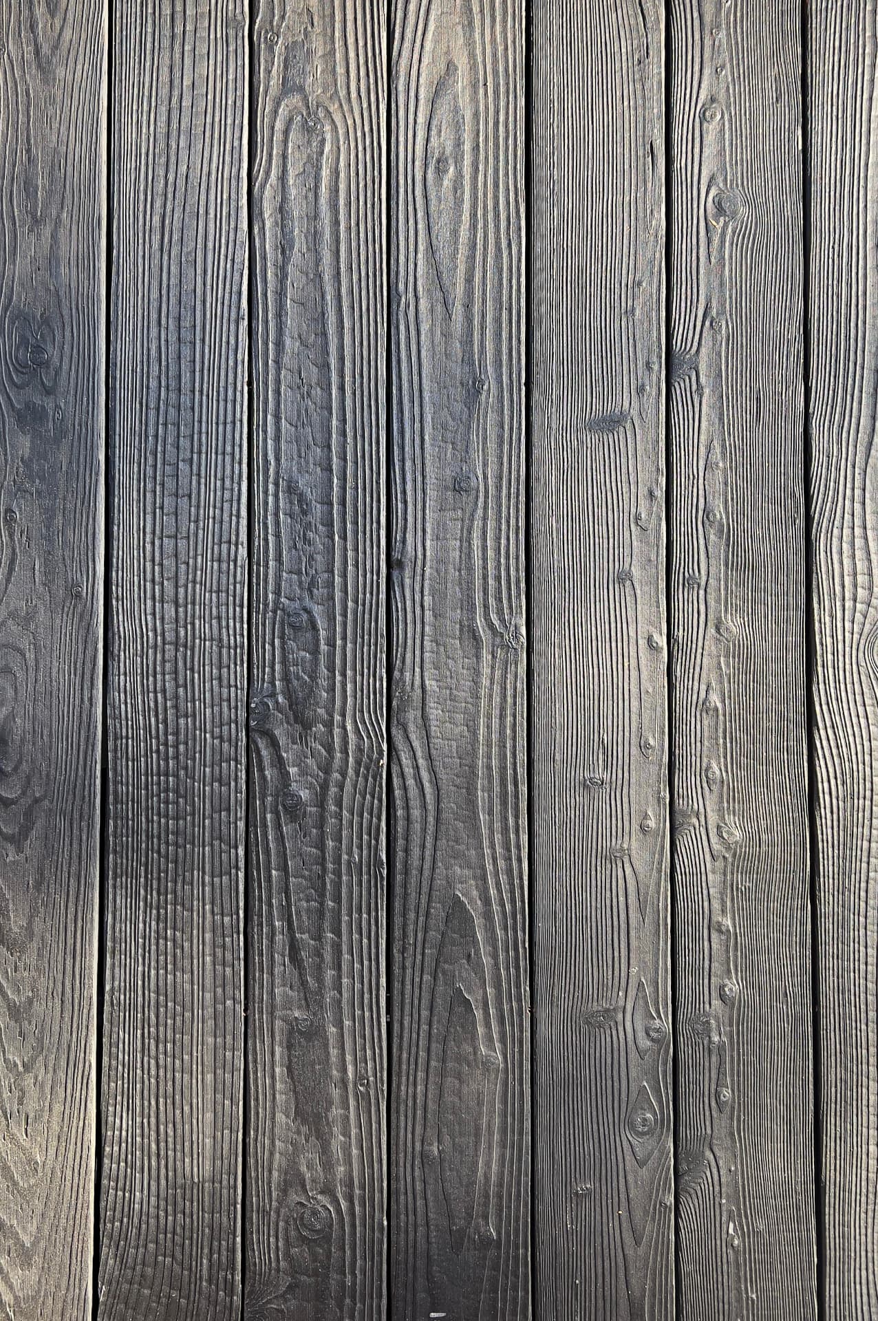 Larch in KIME Black brushed finish